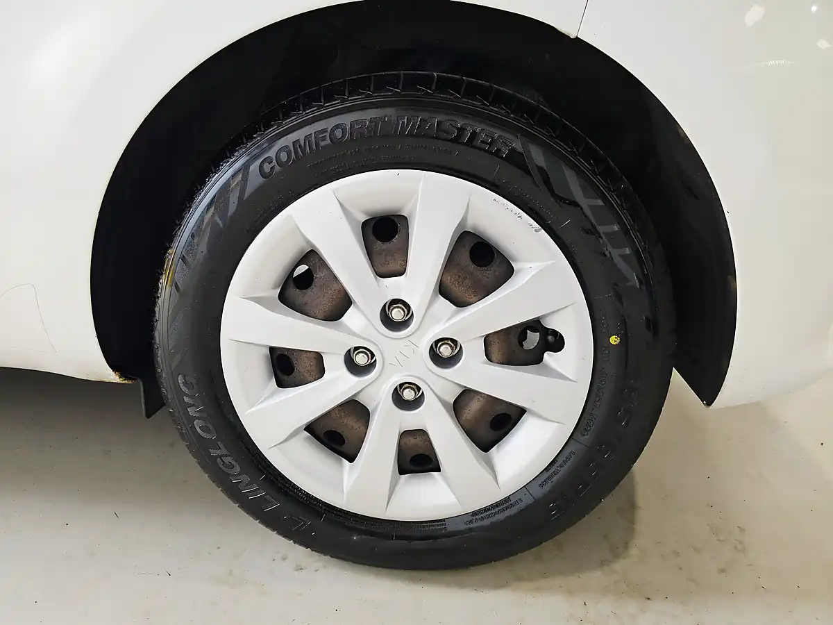 Used 2016 Kia Rio 3dr White - Interior and Exterior details 20
