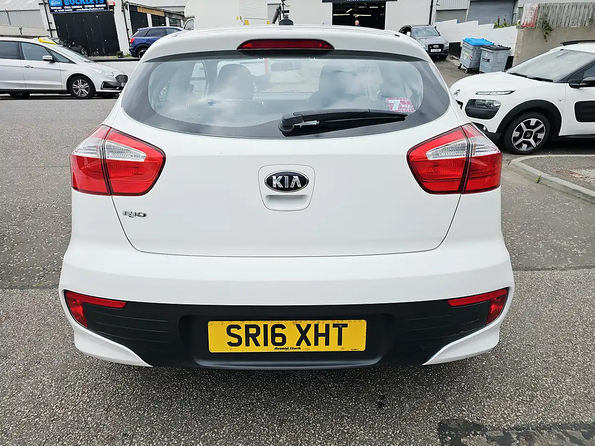 Used 2016 Kia Rio 3dr White - Interior and Exterior details 4