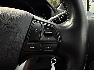 Used 2016 Kia Rio Ecodynamics 2 White - Interior and Exterior details 18