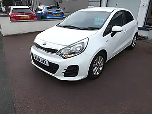 Used 2016 Kia Rio SR7 White - Interior and Exterior details 4