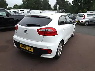 Used 2016 Kia Rio SR7 White - Interior and Exterior details 9