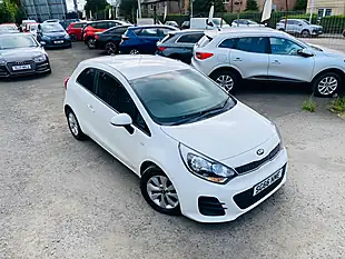 Used 2016 Kia Rio SR7 White - Interior and Exterior details 20