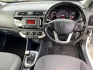 Used 2016 Kia Rio SR7 White - Interior and Exterior details 5