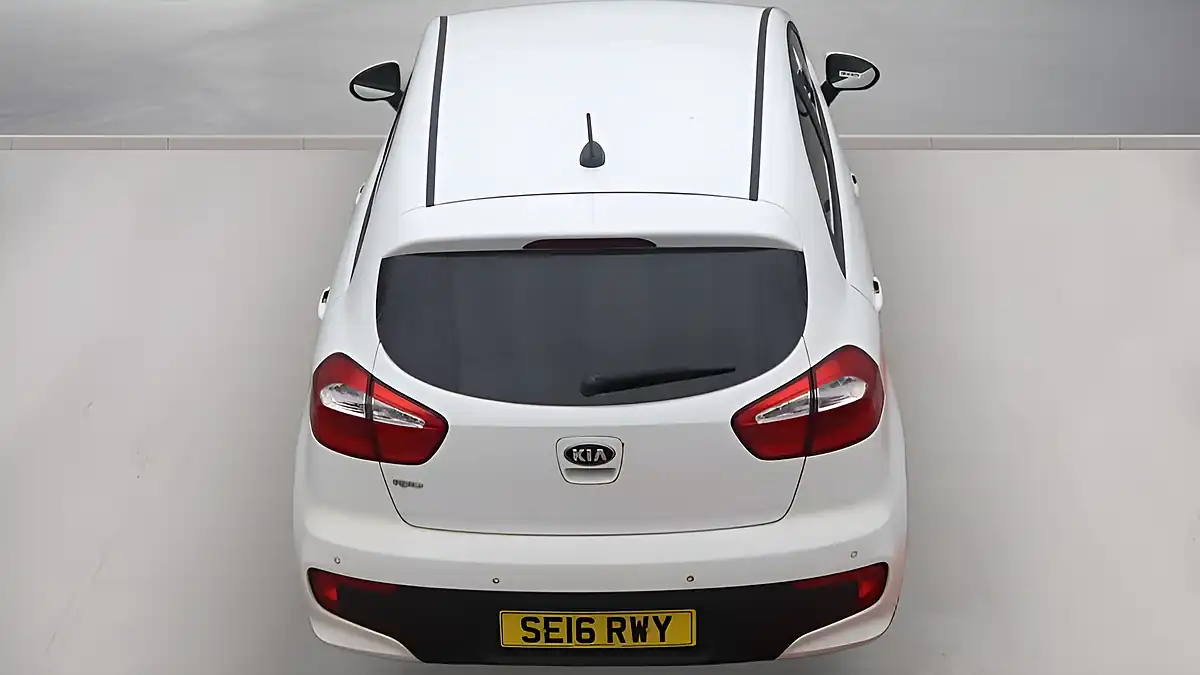 Used 2016 Kia Rio SR7 White - Interior and Exterior details 4