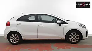Used 2016 Kia Rio SR7 White - Interior and Exterior details 6