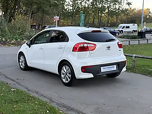 Used 2016 Kia Rio SR7 White - Interior and Exterior details 10