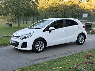 Used 2016 Kia Rio SR7 White - Interior and Exterior details 4
