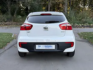 Used 2016 Kia Rio SR7 White - Interior and Exterior details 7