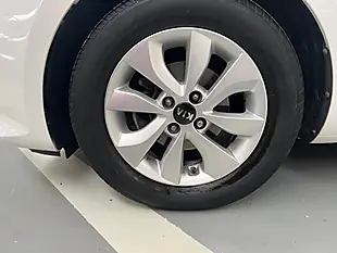 Used 2016 Kia Rio SR7 White - Interior and Exterior details 12