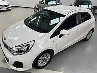 Used 2016 Kia Rio SR7 White - Interior and Exterior details 2