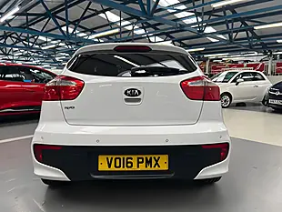 Used 2016 Kia Rio SR7 White - Interior and Exterior details 9