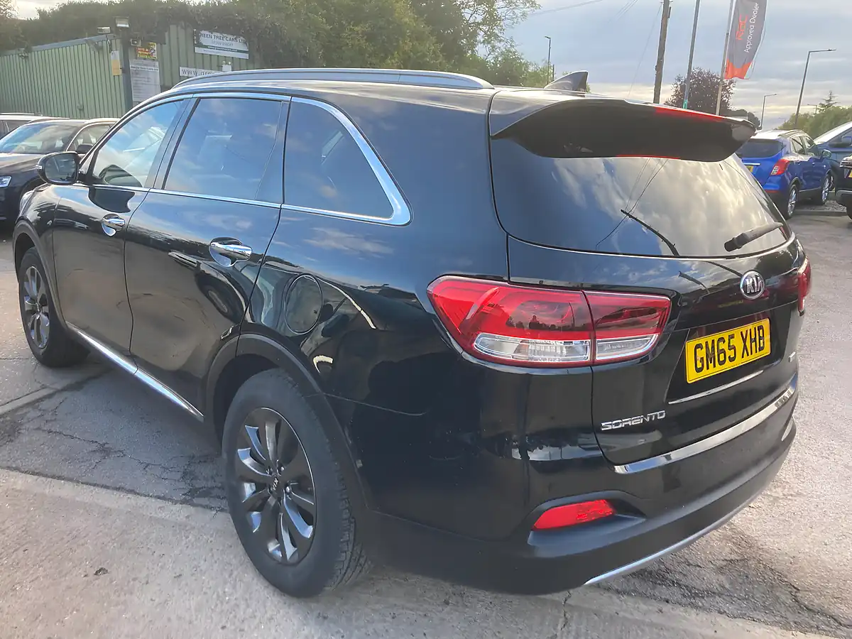 Used 2016 Kia Sorento KX-3 Black - Interior and Exterior details 6