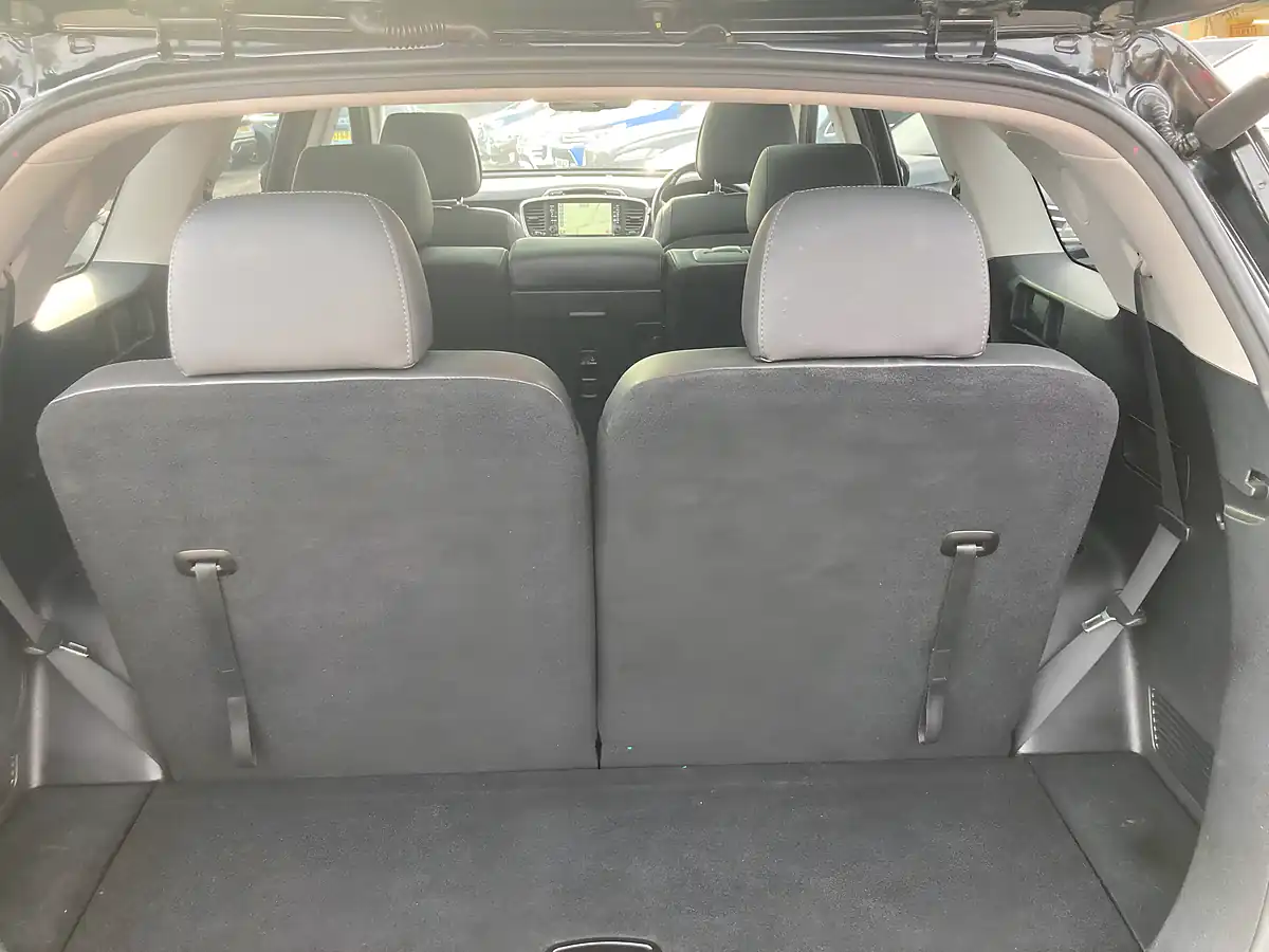 Used 2016 Kia Sorento KX-3 Black - Interior and Exterior details 7