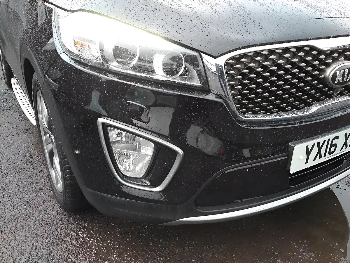 Used 2016 Kia Sorento KX-4 Black - Interior and Exterior details 10