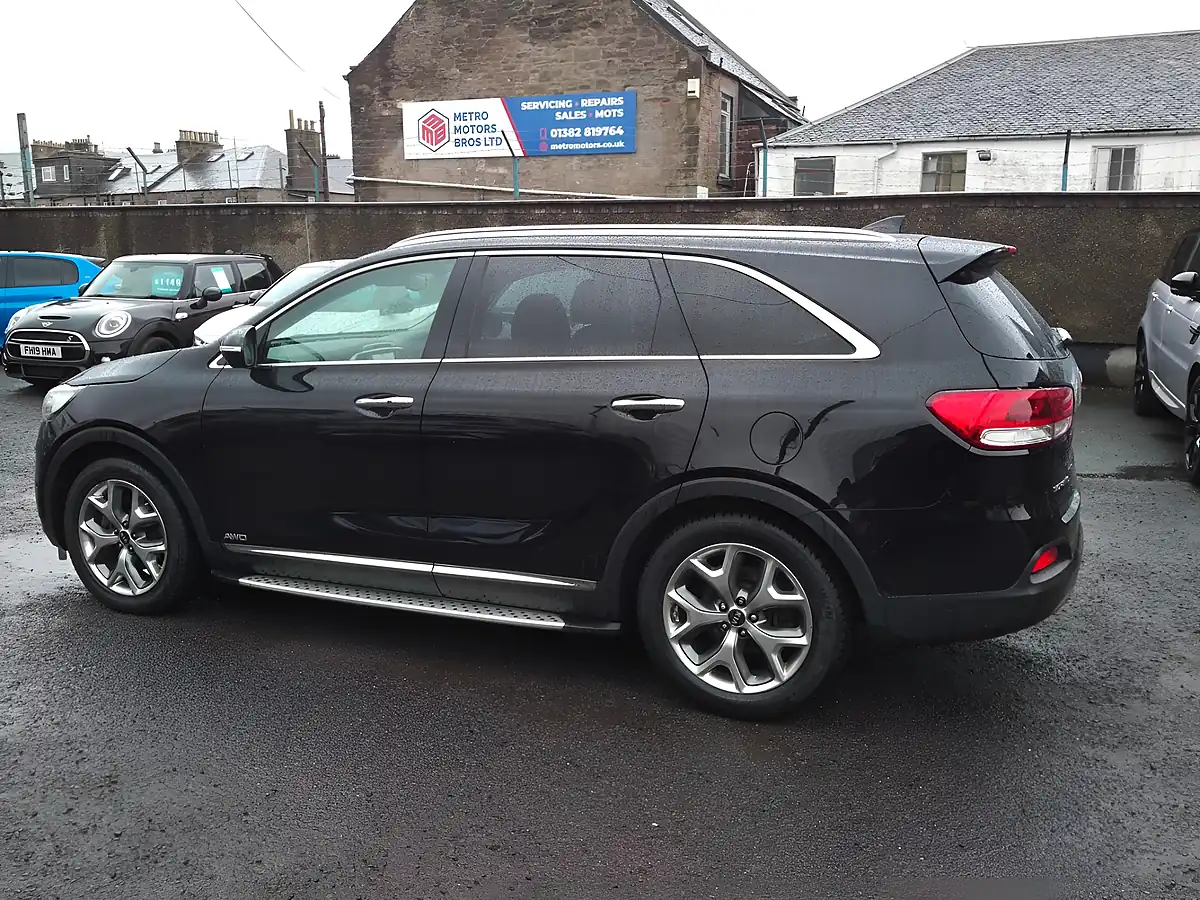 Used 2016 Kia Sorento KX-4 Black - Interior and Exterior details 2