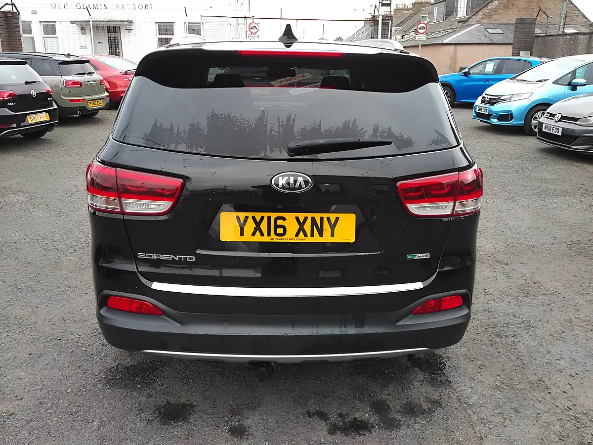 Used 2016 Kia Sorento KX-4 Black - Interior and Exterior details 4