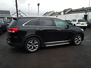 Used 2016 Kia Sorento KX-4 Black - Interior and Exterior details 6