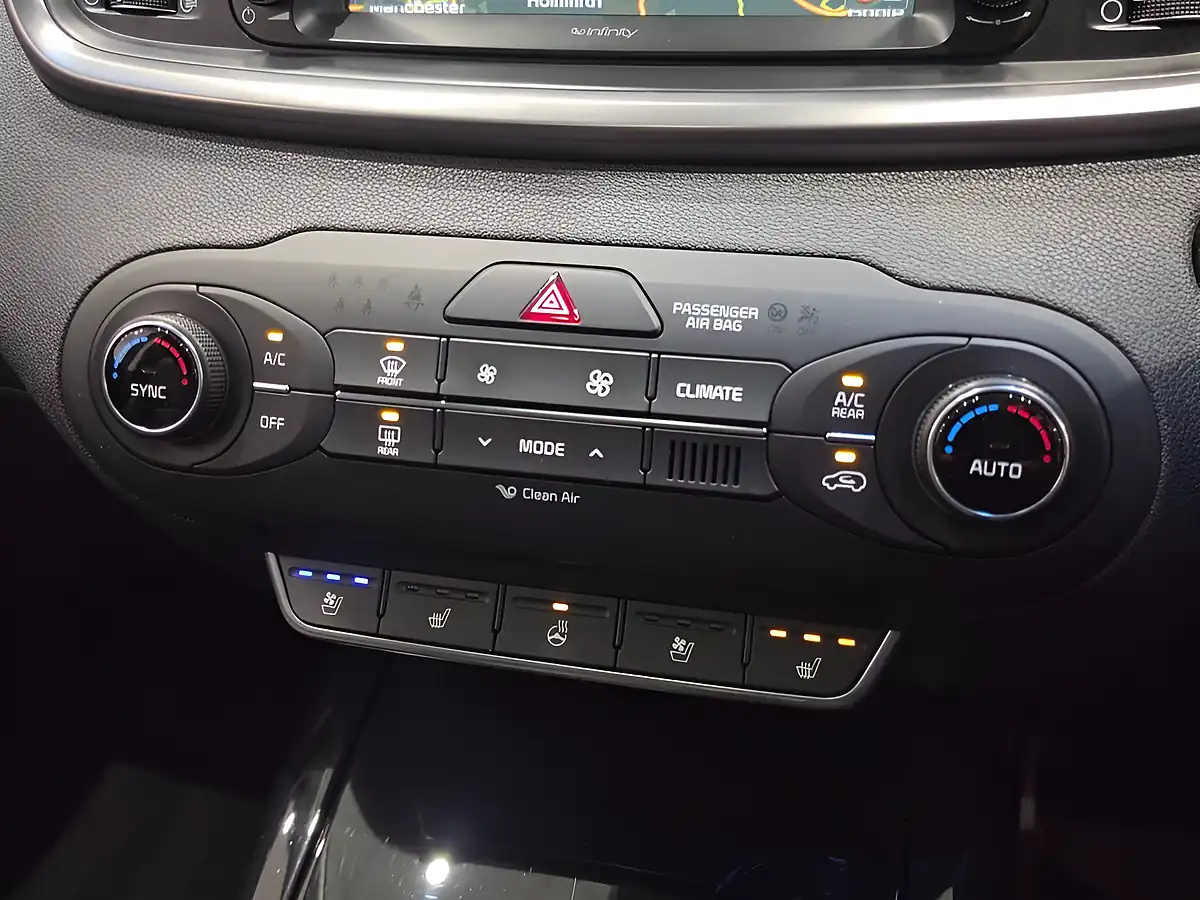 Used 2016 Kia Sorento KX-4 Grey - Interior and Exterior details 18