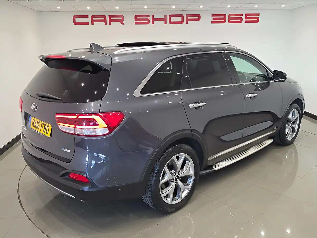 Used 2016 Kia Sorento KX-4 Grey - Interior and Exterior details 5