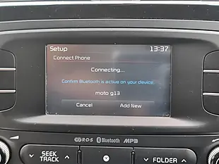 Used 2016 Kia Soul Connect White - Interior and Exterior details 19