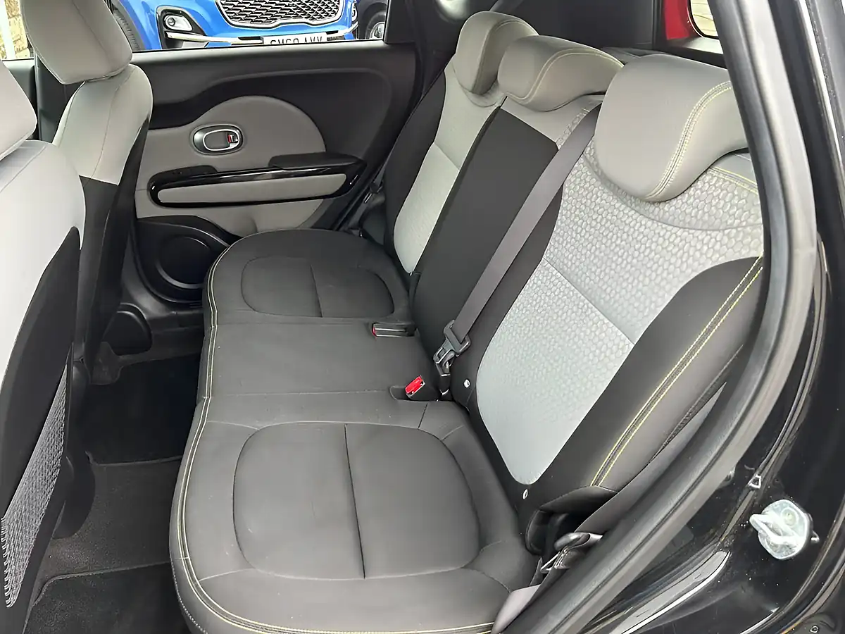 Used 2016 Kia Soul Mixx Black - Interior and Exterior details 15