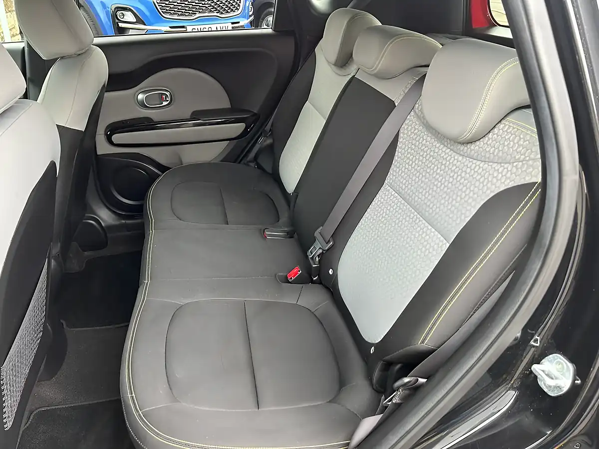 Used 2016 Kia Soul Mixx Black - Interior and Exterior details 16
