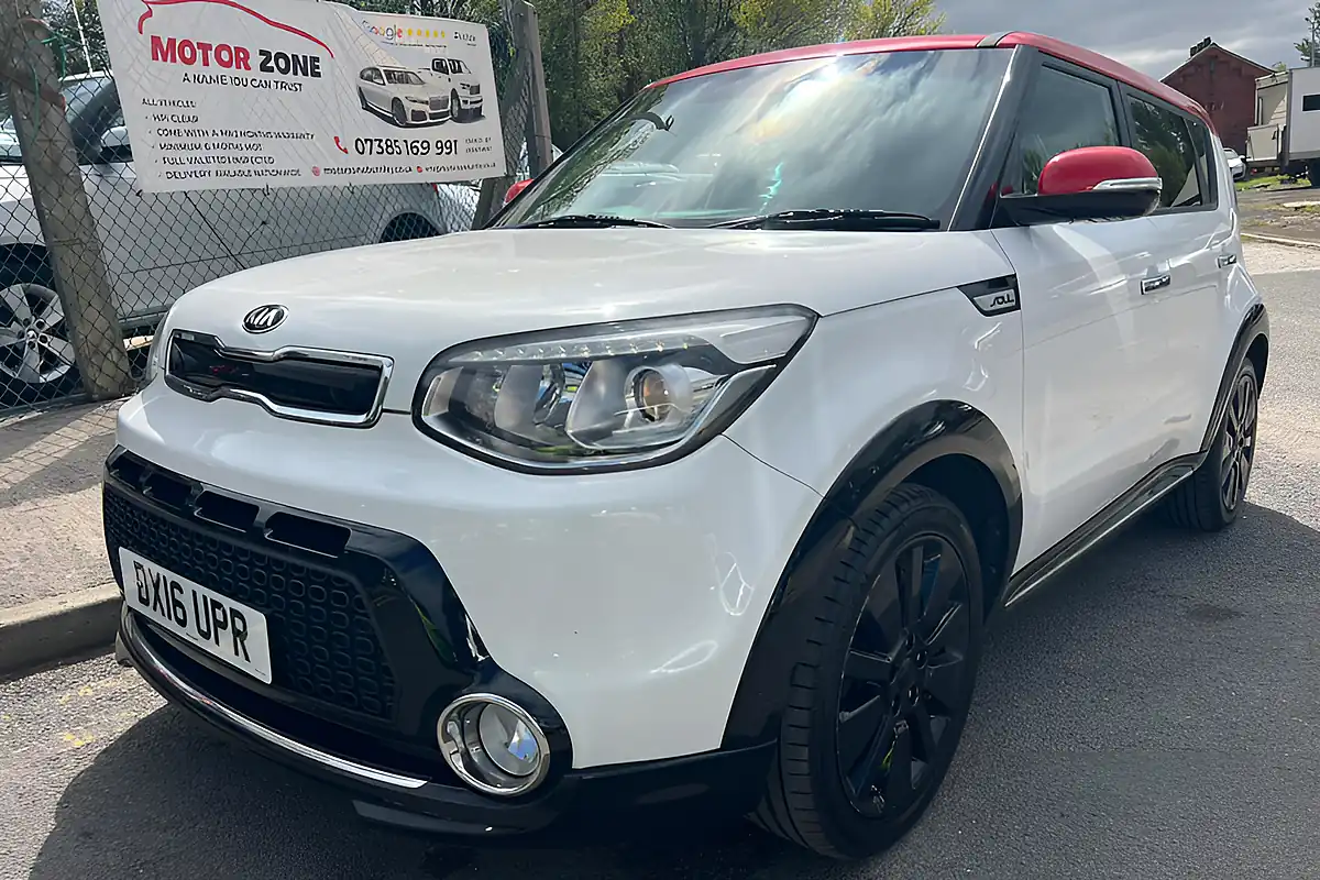 Used 2016 Kia Soul Mixx White - Interior and Exterior details 2