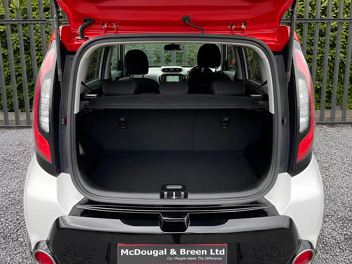 Used 2016 Kia Soul Mixx White - Interior and Exterior details 15