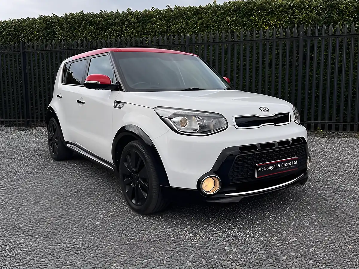 Used 2016 Kia Soul Mixx White - Interior and Exterior details 7