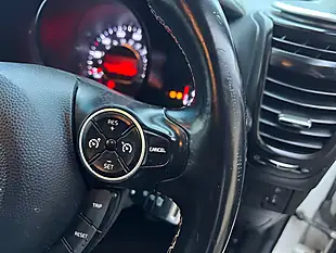 Used 2016 Kia Soul Urban White - Interior and Exterior details 19