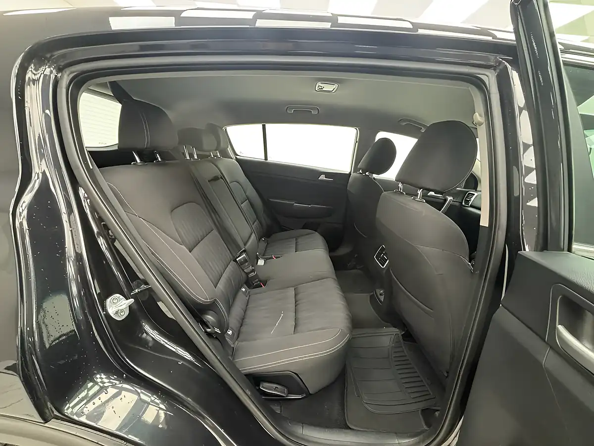 Used 2016 Kia Sportage 1 Black - Interior and Exterior details 17