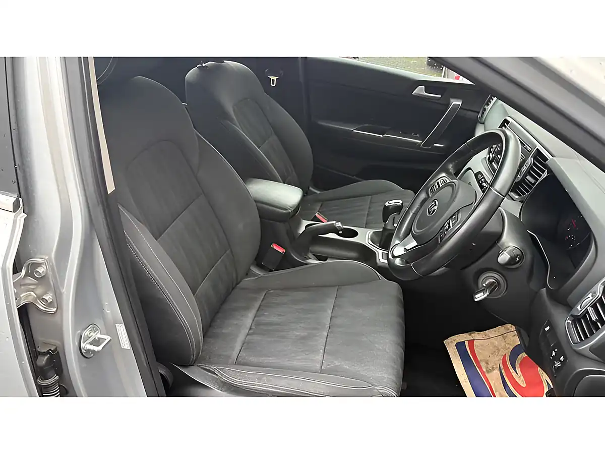 Used 2016 Kia Sportage 1 Silver - Interior and Exterior details 10