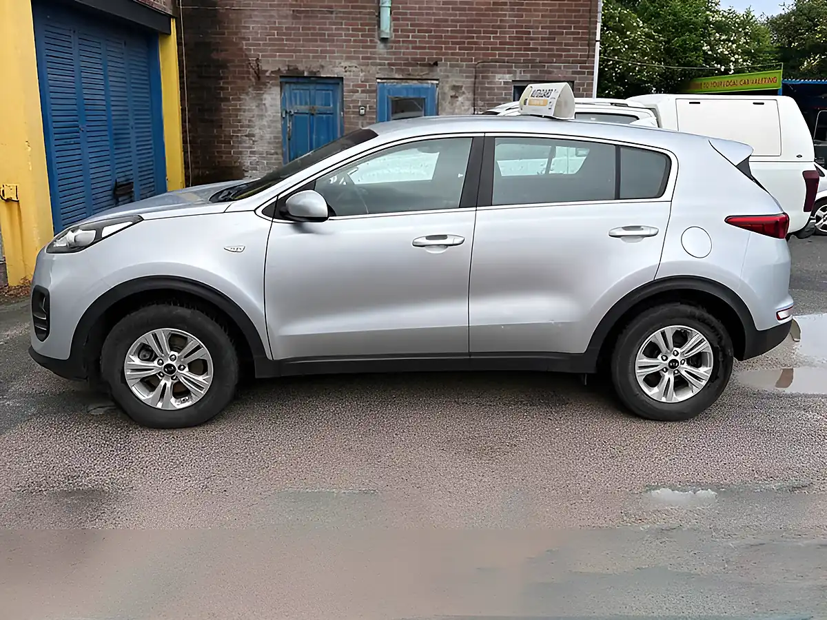 Used 2016 Kia Sportage 1 Silver - Interior and Exterior details 8