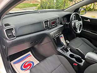 Used 2016 Kia Sportage 1 White - Interior and Exterior details 10