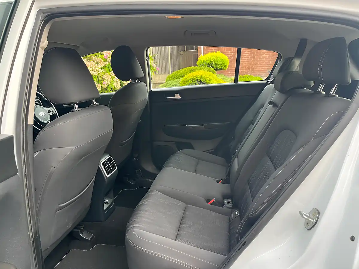 Used 2016 Kia Sportage 1 White - Interior and Exterior details 12