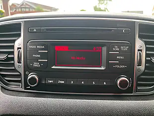 Used 2016 Kia Sportage 1 White - Interior and Exterior details 18