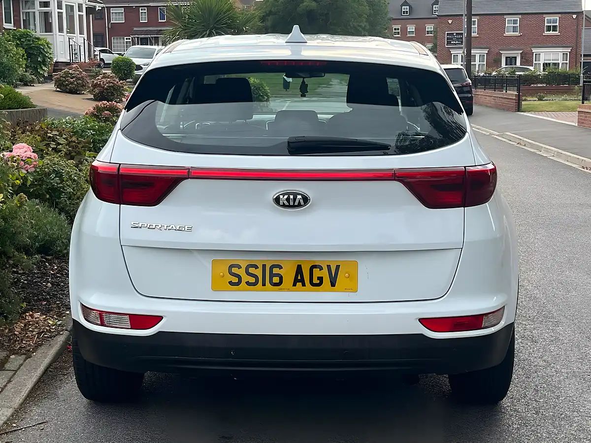 Used 2016 Kia Sportage 1 White - Interior and Exterior details 7