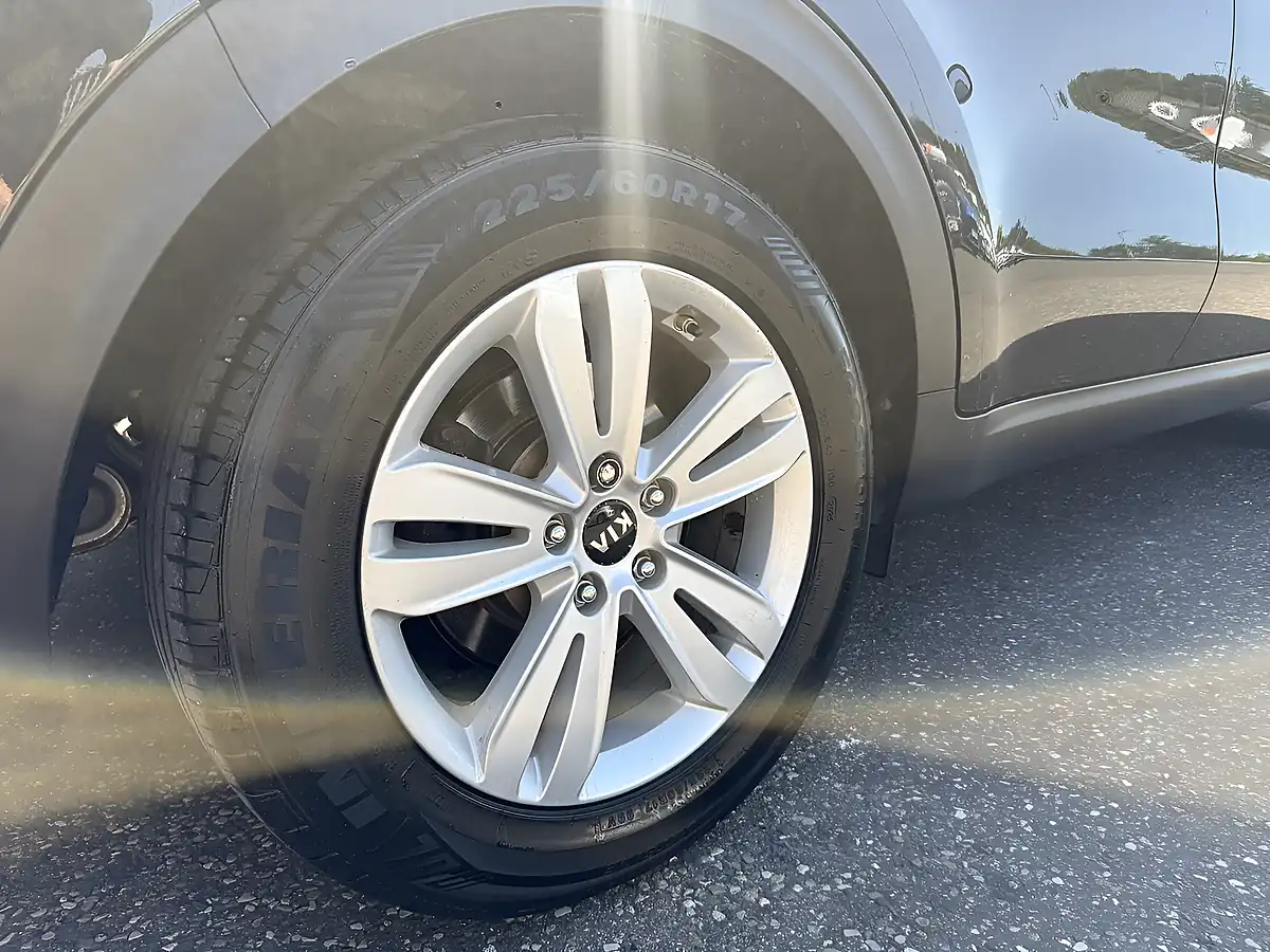 Used 2016 Kia Sportage 2 Black - Interior and Exterior details 10