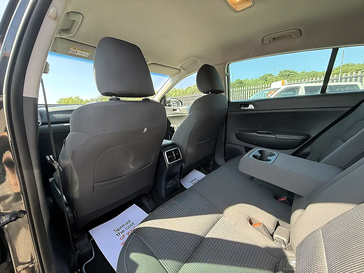 Used 2016 Kia Sportage 2 Black - Interior and Exterior details 18