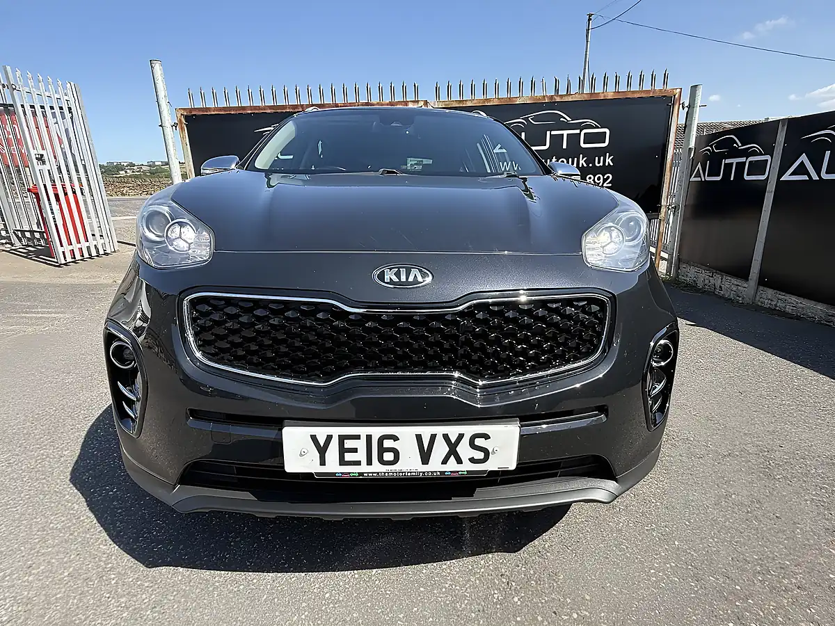 Used 2016 Kia Sportage 2 Black - Interior and Exterior details 2