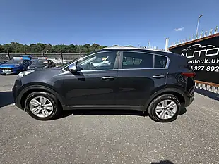 Used 2016 Kia Sportage 2 Black - Interior and Exterior details 9