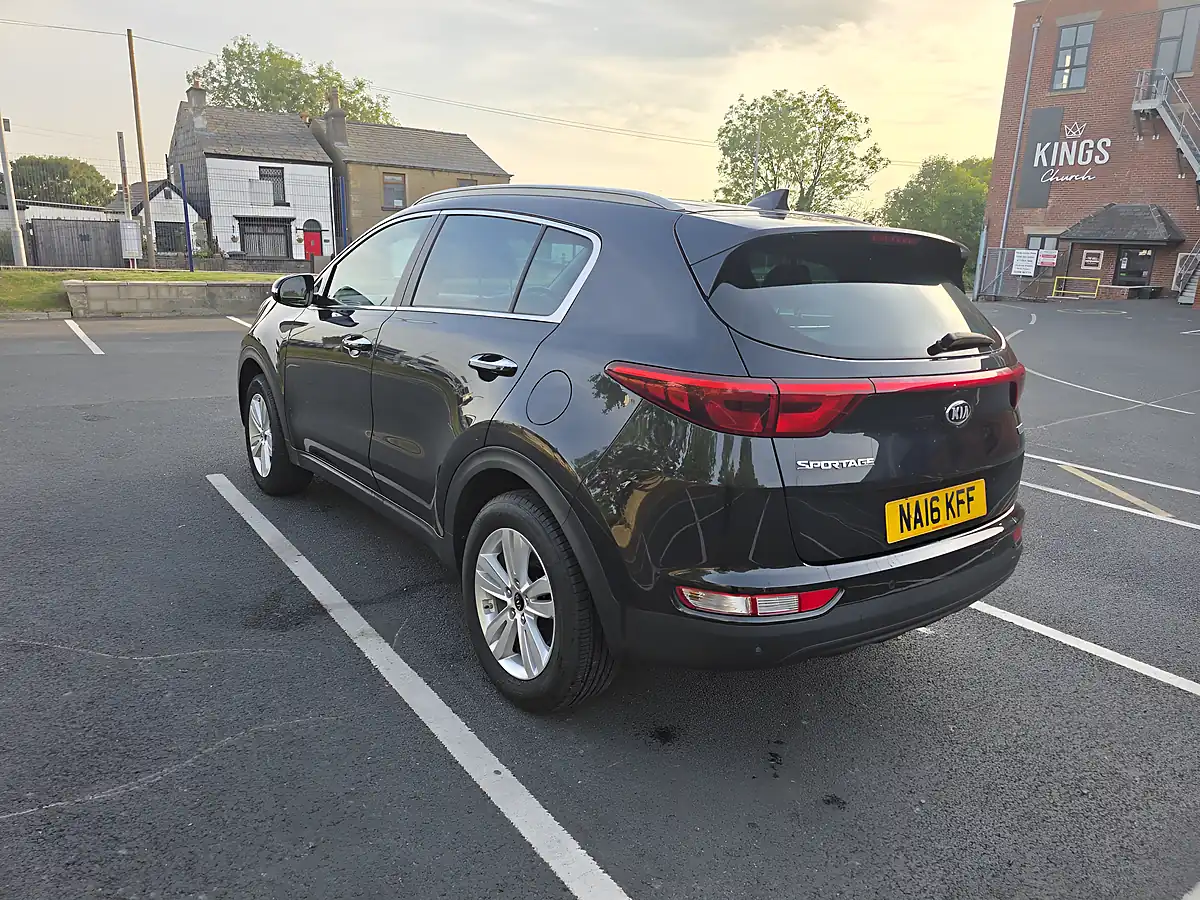 Used 2016 Kia Sportage 2 Black - Interior and Exterior details 6