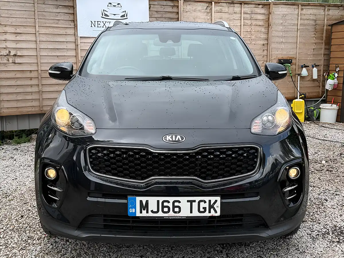 Used 2016 Kia Sportage 2 Black - Interior and Exterior details 2