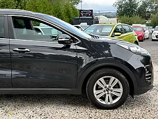 Used 2016 Kia Sportage 2 Black - Interior and Exterior details 6