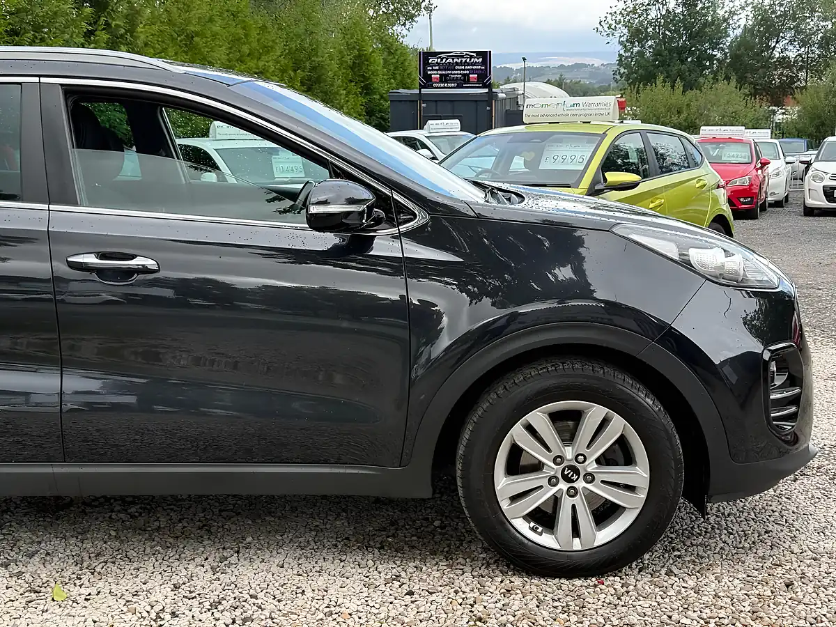 Used 2016 Kia Sportage 2 Black - Interior and Exterior details 6