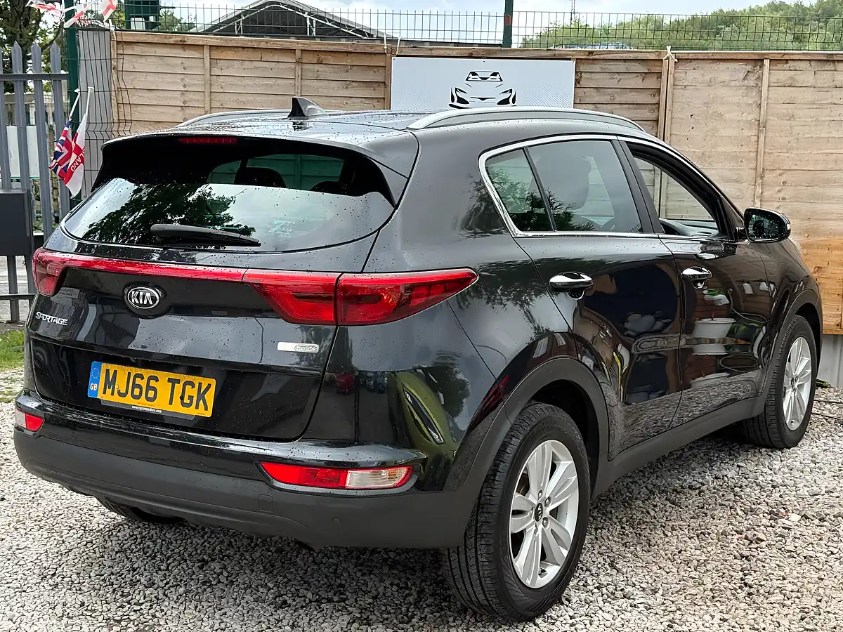Used 2016 Kia Sportage 2 Black - Interior and Exterior details 8