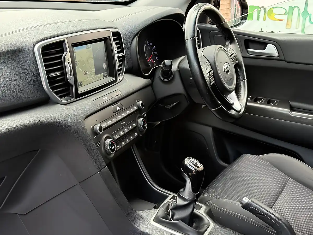 Used 2016 Kia Sportage 2 Black - Interior and Exterior details 9