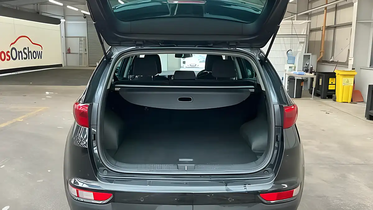 Used 2016 Kia Sportage 2 Black - Interior and Exterior details 5