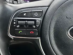 Used 2016 Kia Sportage 2 Blue - Interior and Exterior details 15