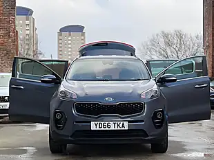 Used 2016 Kia Sportage 2 Blue - Interior and Exterior details 5